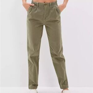 American Eagle Mom Pant Olive Green - 0